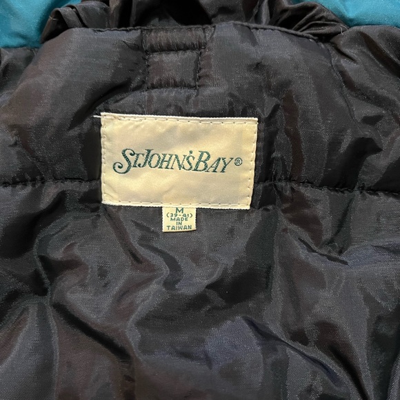 Vintage St John’s Bay Puffer Jacket/Hoodie - Picture 5 of 9
